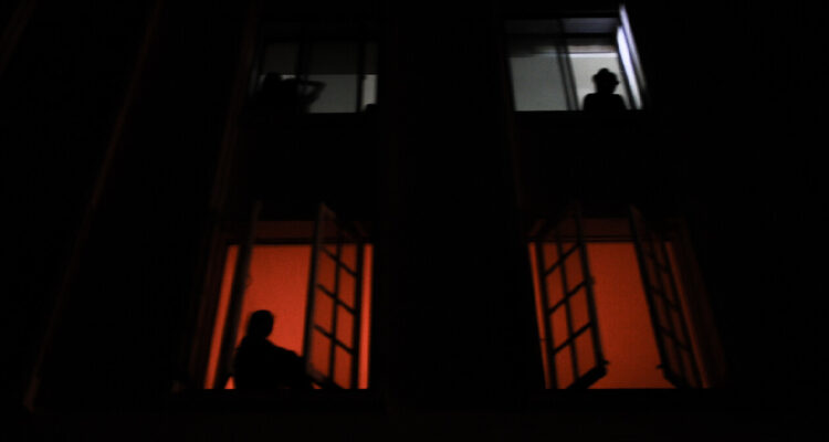 A un año del mega apagón: Gobierno dice que el sistema es más robusto, pero hay desafíos pendientes