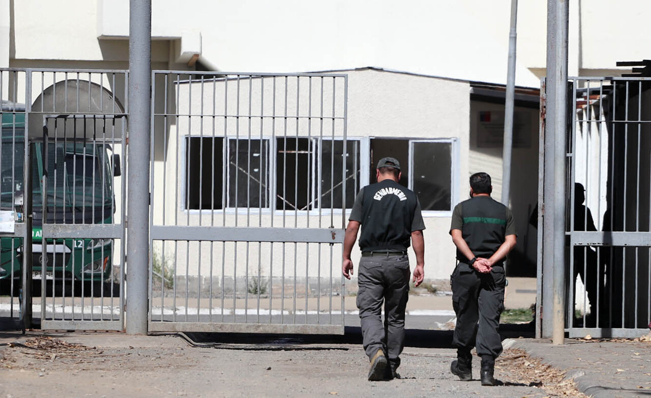 CDE responde por reo decapitado en penal Bío Bío en 2024: descarta falta de servicio de Gendarmería