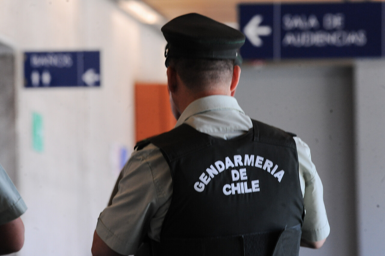 Tras últimas liberaciones indebidas: se reabre debate por reforma y modernización de Gendarmería