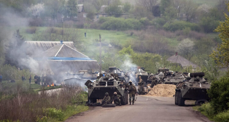 Kremlin condena presuntos planes de Londres y París de entregar armas nucleares a Ucrania