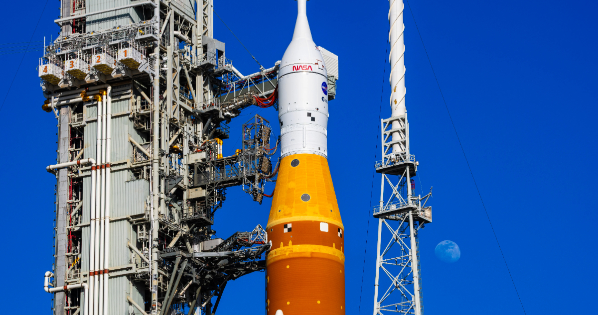 Foto del cohete de Artemis II