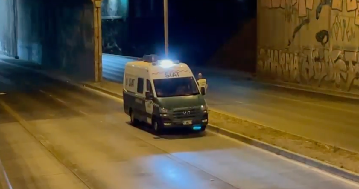 Hombre muere tras atropello en la capital: responsable no está identificado