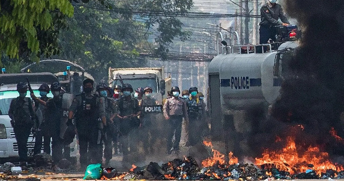 Denuncian bombardeo de ejército de Birmania a población civil