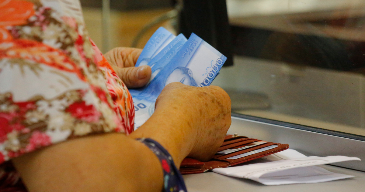 Hoy empieza el primer pago: revisa si te corresponde el ex Bono Marzo y en qué fecha lo recibirás