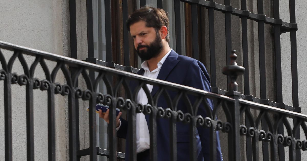 Presidente Boric recibe bono por cumplimiento de metas que aumentó a $10 millones su sueldo