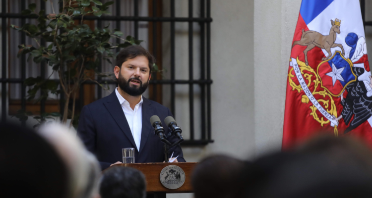 Boric arremete contra políticas de Trump: “Reducen el espacio autónomo de los países medianos”