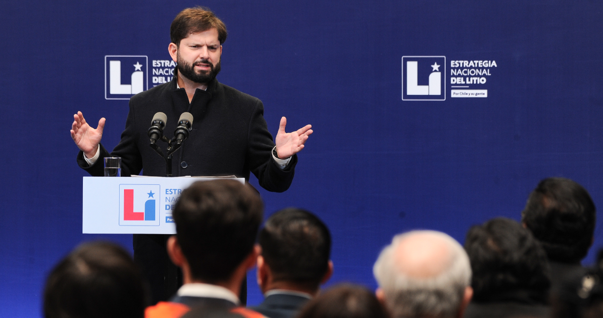 “Puro cuento”: Sector minero le reprocha al Gobierno un “farreo” del litio por culpa de tramitaciones