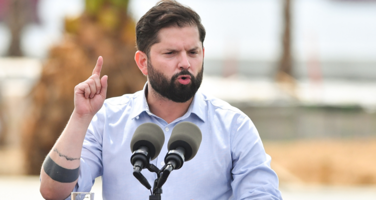 Boric por medida de EEUU: “No aceptamos imposiciones de ningún otro por decisiones soberanas de Chile”