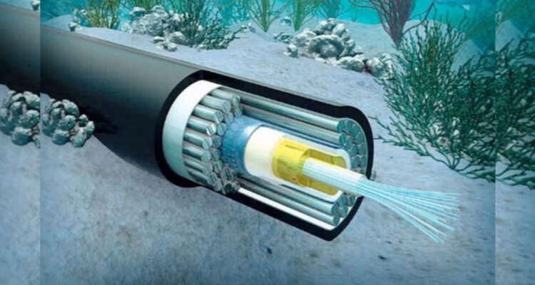 En paralelo a Transportes: revelan que chinos iniciaron tramitación de cable submarino ante Defensa