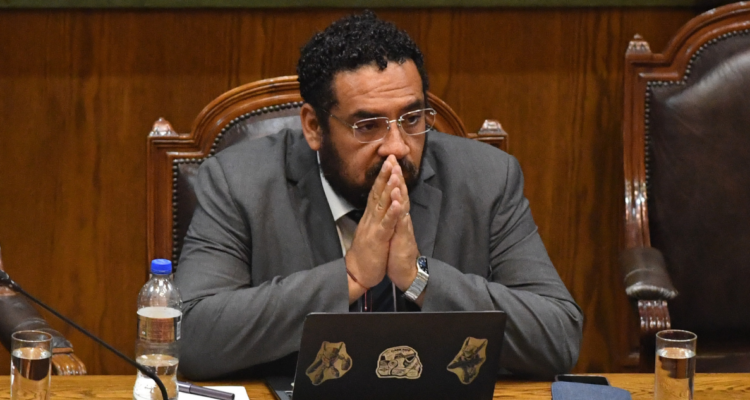 Cataldo admite que el FES no se aprobaría antes del cambio de mando: dice que tramitación inició tarde