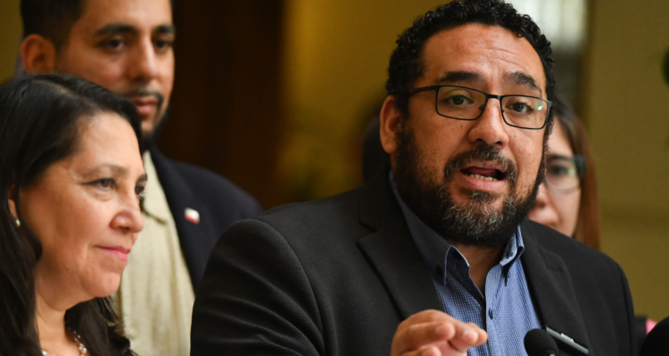 Cataldo defiende últimas contrataciones en los SLEP: “No es recomendable detener los nombramientos”