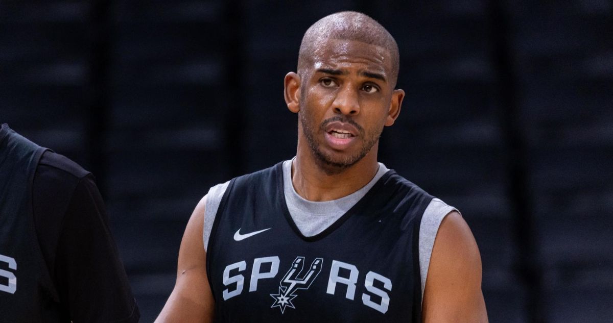 Chris Paul anunció su retiro de la NBA.