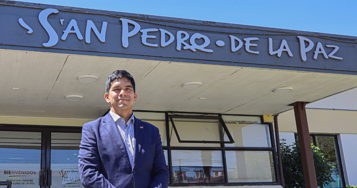 Concejales de San Pedro presentan querella contra alcalde Spoerer por polémica tramitación de licencia