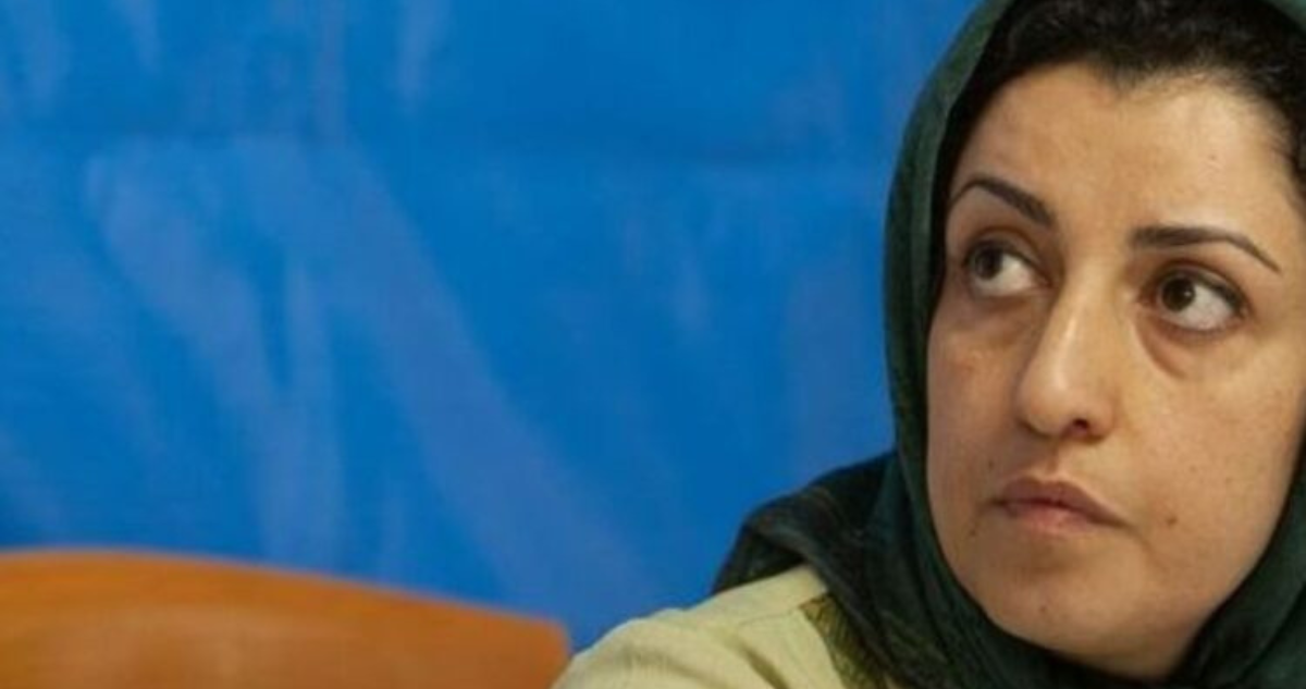 Condenan a siete años y medio más de prisión a activista iraní y Nobel de la Paz, Narges Mohammadi
