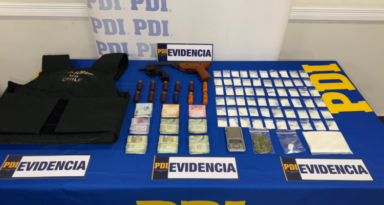 Incautan mil dosis de drogas en dos viviendas en Arauco: hay un detenido