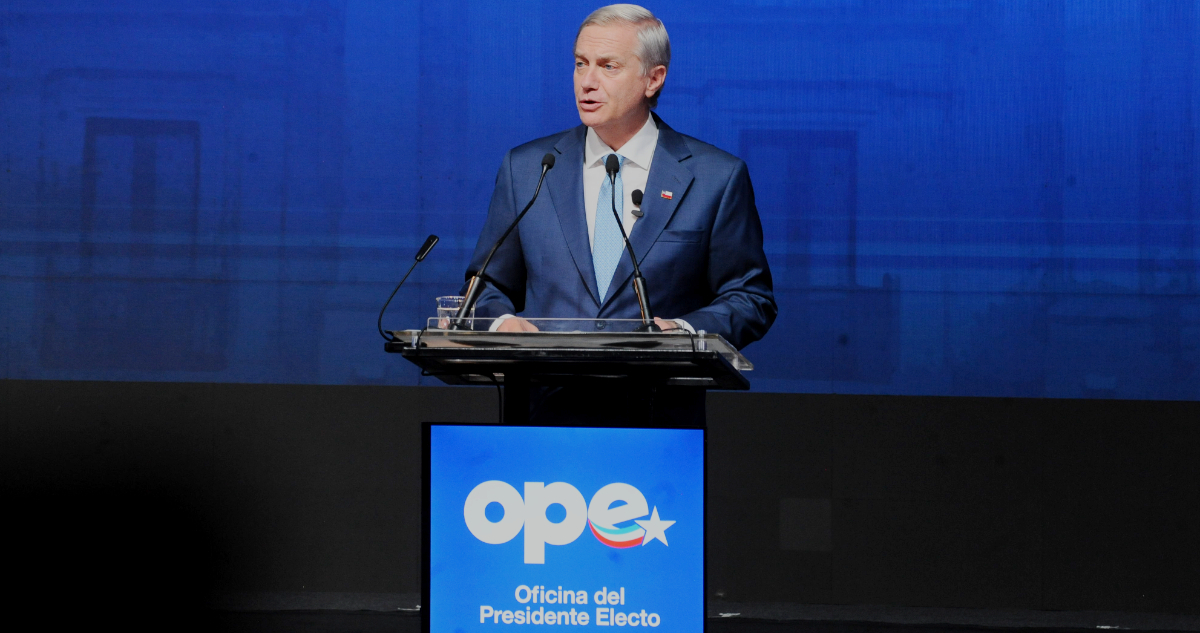 “Deudas de favores” vs “polémica artificial”: debate y dudas por el financiamiento de la OPE de Kast