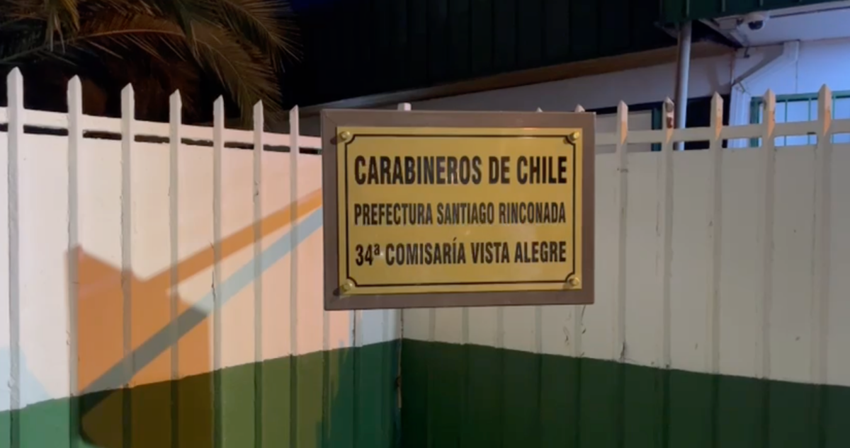 Detenido arrebató arma a carabinero y disparó dentro de una comisaría en Cerrillos
