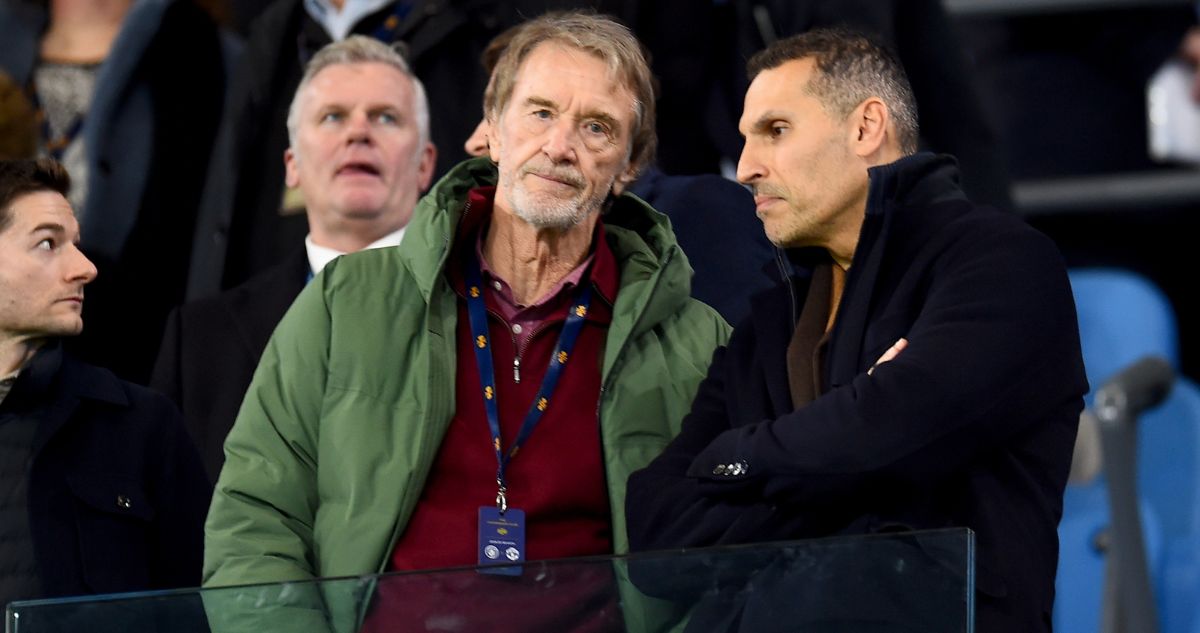 Dueño del United sale a disculparse tras comentarios antiinmigración y repudio del gobierno británico