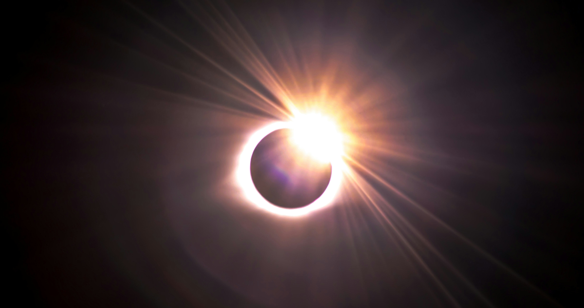 Imagen para ilustrar nota sobre el primer eclipse solar del 2026