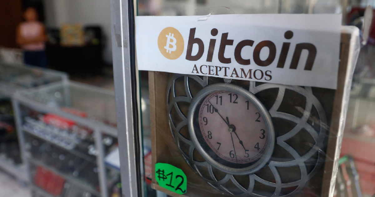 El valor de las reservas de bitcoin de El Salvador se han desplomado un 35%