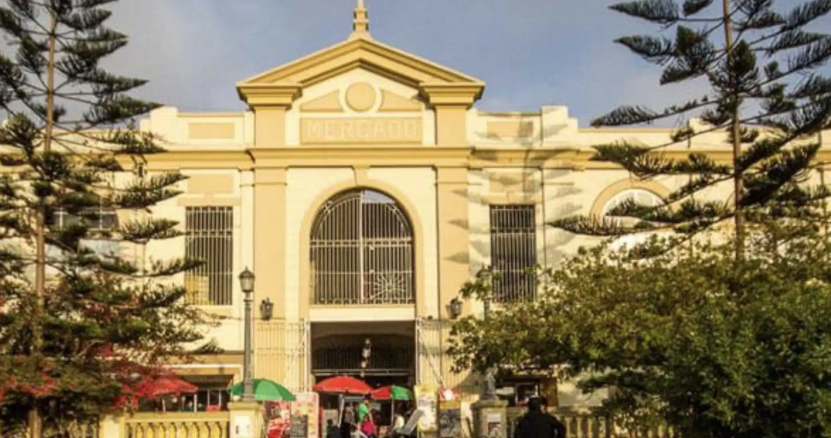 Explosión de gas en el Mercado Central de Antofagasta deja a dos mujeres heridas