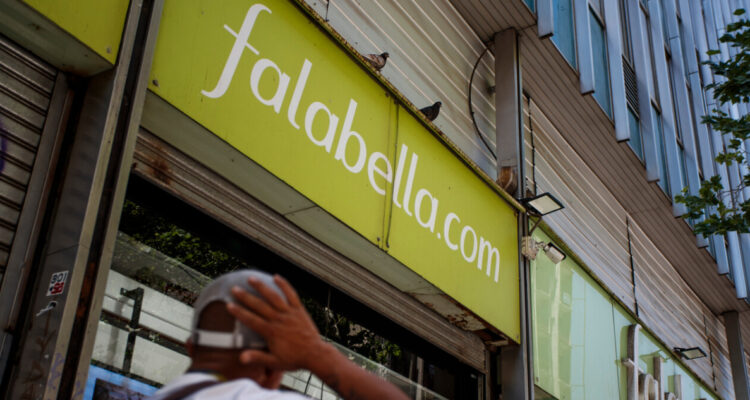 Falabella registra un año histórico en 2025 y dispara sus beneficios un 180%