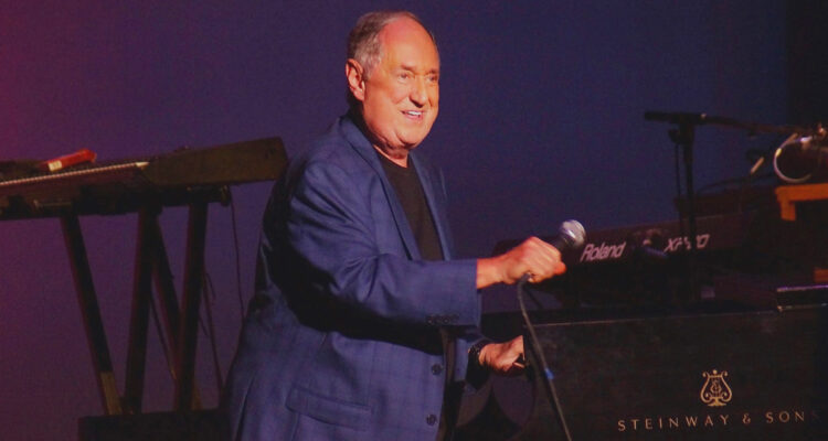 Fallece Neil Sedaka, icónico cantautor de “Oh! Carol”, a los 86 años