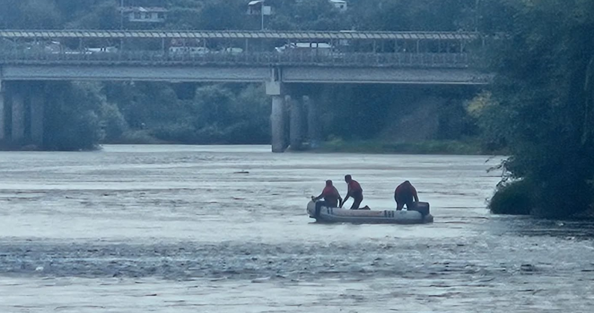 Caída de hombre a río activó operativo en Osorno: logró salir solo, pero no avisó y búsqueda continuó