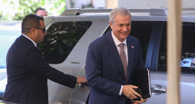 Futuro oficialismo se reunió con Kast para abordar agenda legislativa y afinar aterrizaje en La Moneda