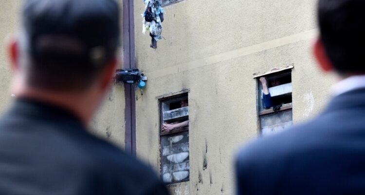 "Funcionarios involucrados" o "extrema negligencia": exdirector de Gendarmería por fuga de reos