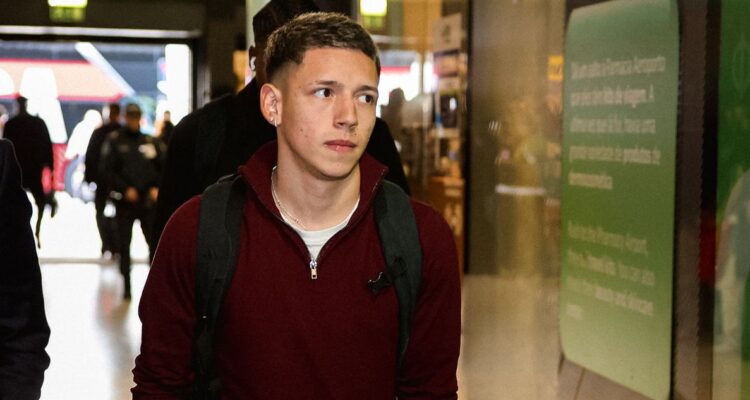 Gianluca Prestianni ignora sanción y viaja con Benfica para enfrentar a Real Madrid por Champions