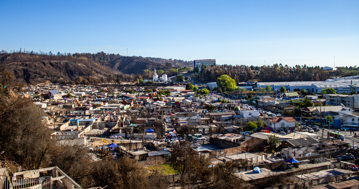 Carabineros denuncia incumplimientos y Fiscalía pide revisar arresto de imputado por incendios