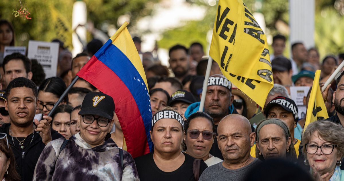 Activistas políticos exigen la liberación del opositor venezolano Juan Pablo Guanipa