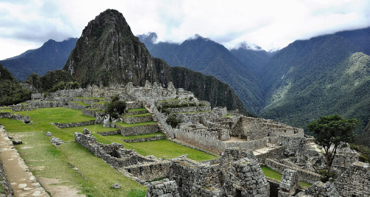 La economía de Perú creció un 3,4% en 2025 a pesar de un año marcado por la inestabilidad política