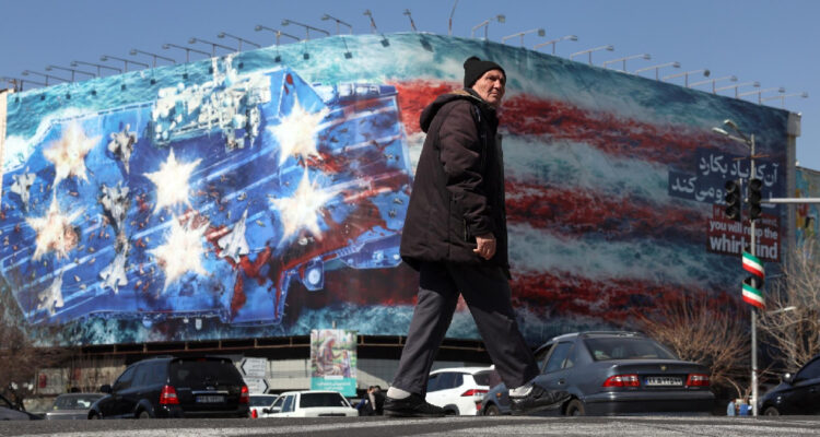 La inflación se dispara en Irán en medio de las negociaciones y amenaza militar de Estados Unidos