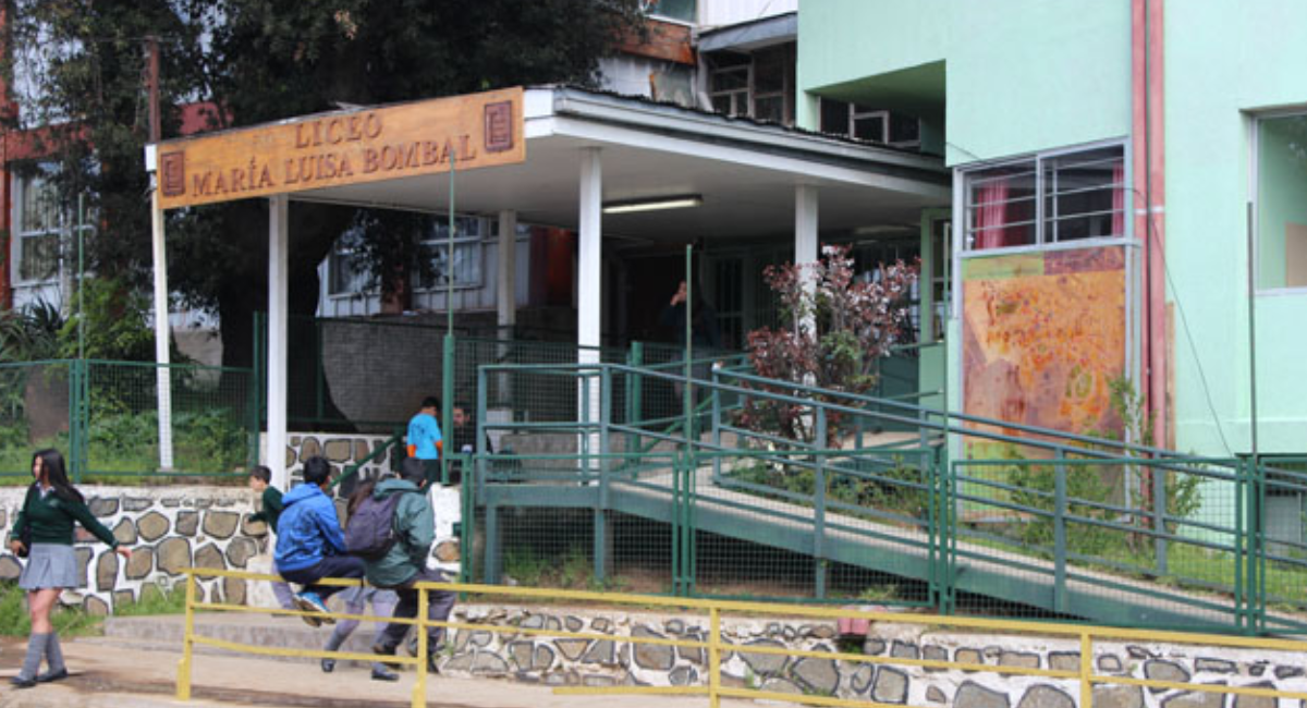 Liceo María Luisa Bombal | UPLA