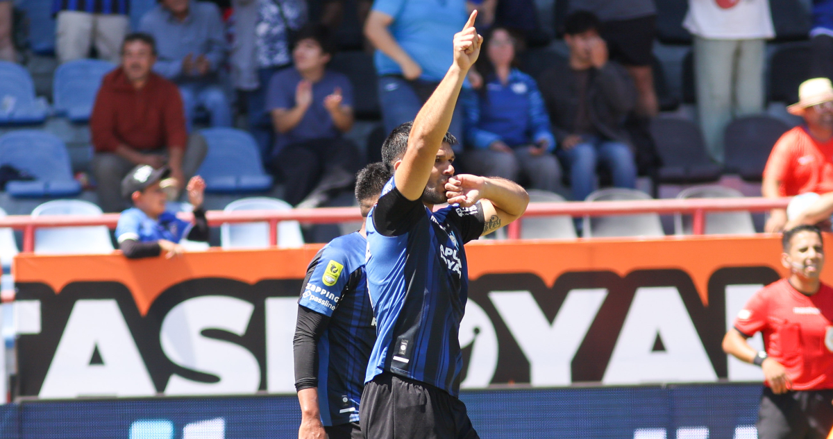 Lionel Altamirano celebra gol en Huachipato Palestino de Liga de Primera 2026