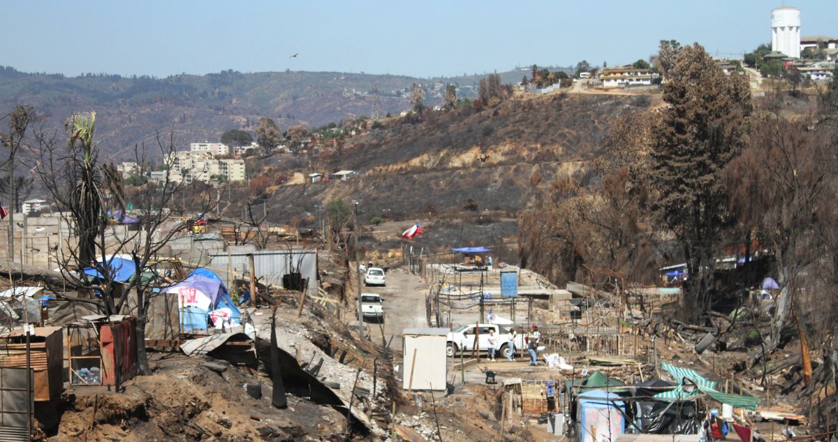 Fiscalía abre investigación por irregularidades en recursos destinados tras megaincendio de Valparaíso
