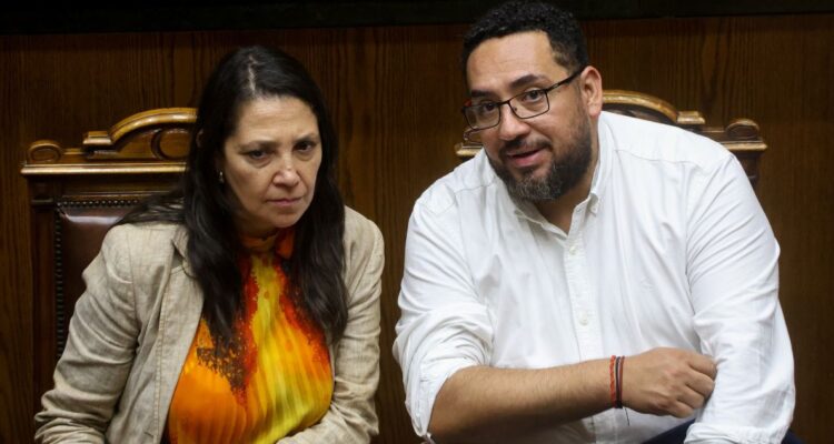 Sala Cuna y FES: las últimas reformas que se juega el gobierno en el Congreso