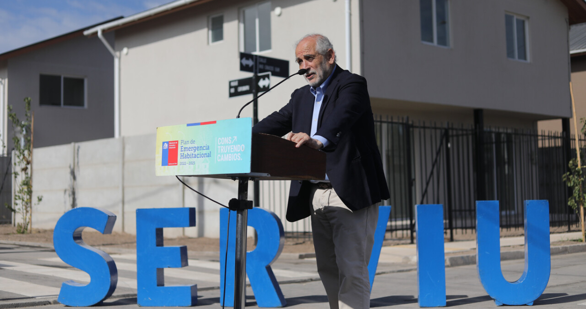 Montes descarta cifras “infladas” en medio de críticas de la UDI por Plan de Emergencia Habitacional