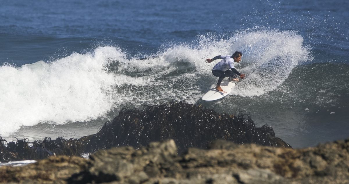 Pichilemu se impone en “Punta de Lobos Pro”: Escobar y Vargas se quedan con fecha del Nacional de surf