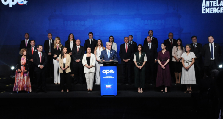 Kast y futuros ministros | AgenciaUNO