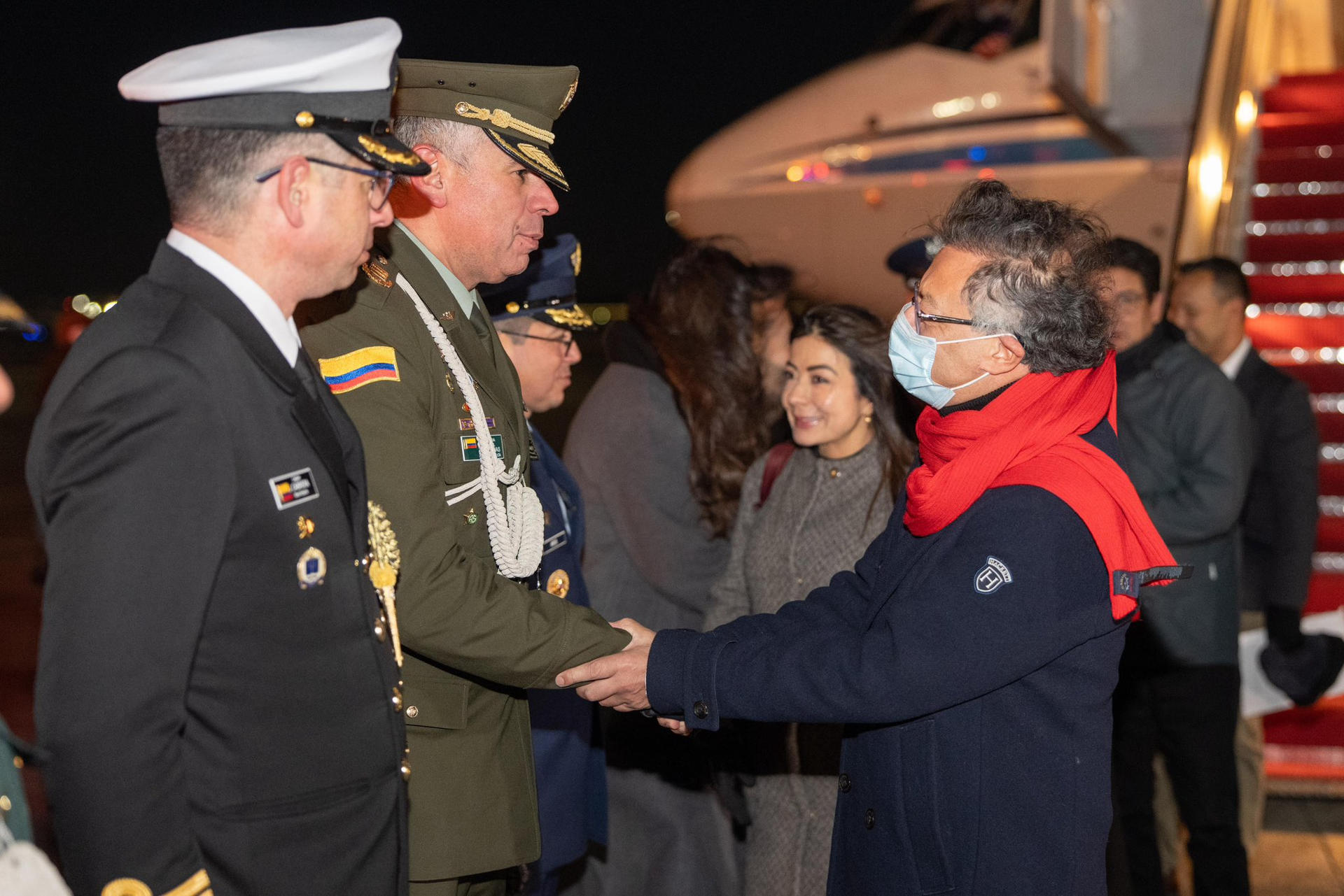 Gustavo Petro es recibido a su llegada a Washington para su reunión con Donald Trump