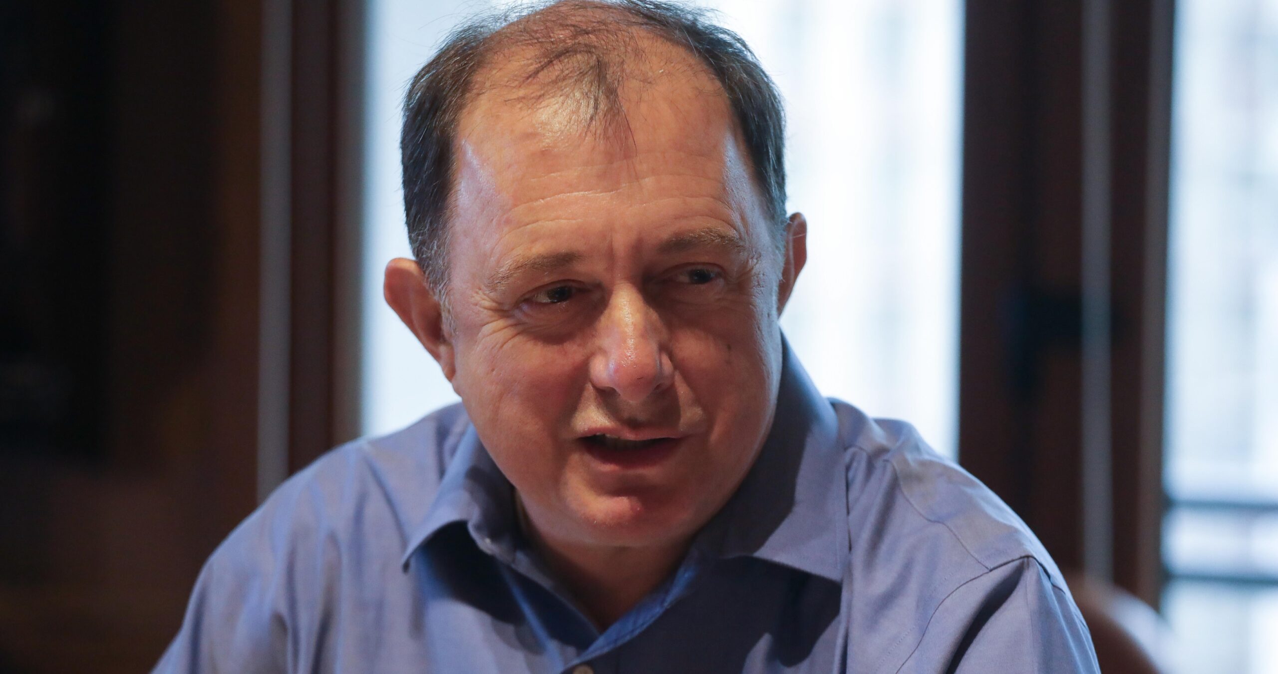 Iván Poduje acusa recorte en subsidios DS49