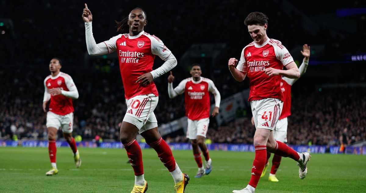 Arsenal humilló a Tottenham en el derby de Londres.