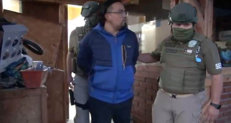 Tras años prófugo con ayuda de su familia: cae el acusado de violar a hija de su conviviente en la RM