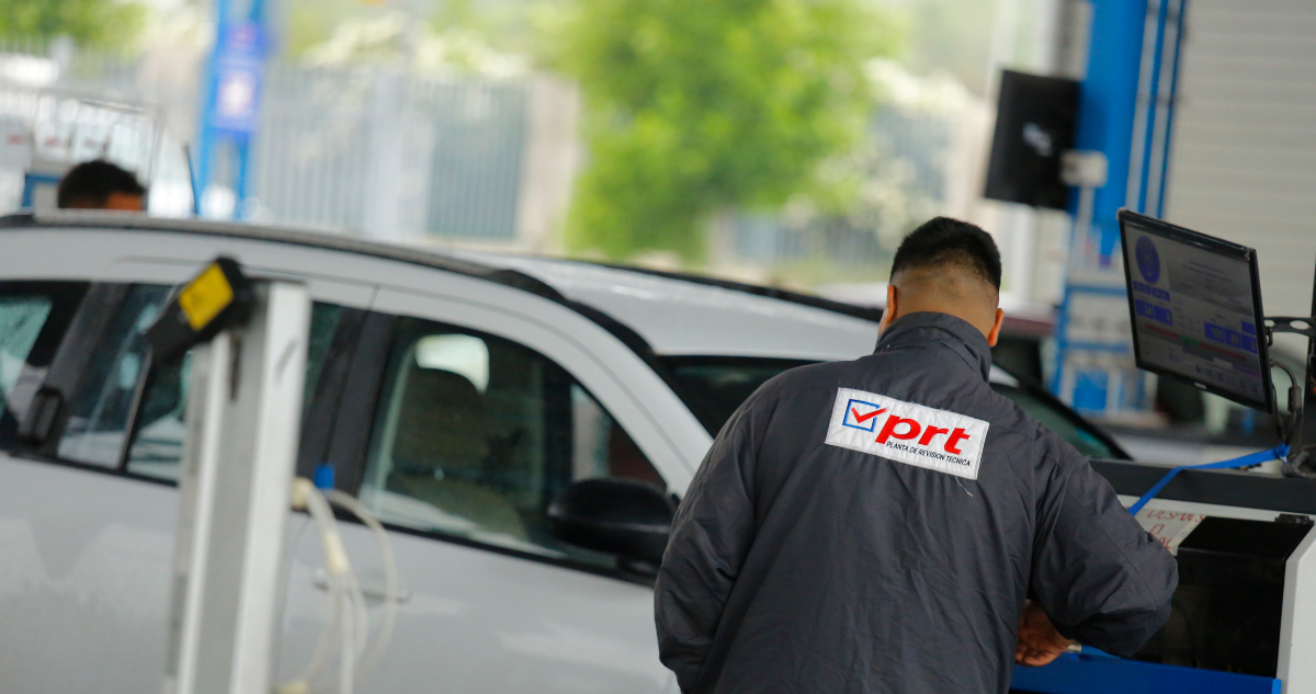 Revisa en qué mes te corresponde hacer la revisión técnica según la patente de tu vehículo