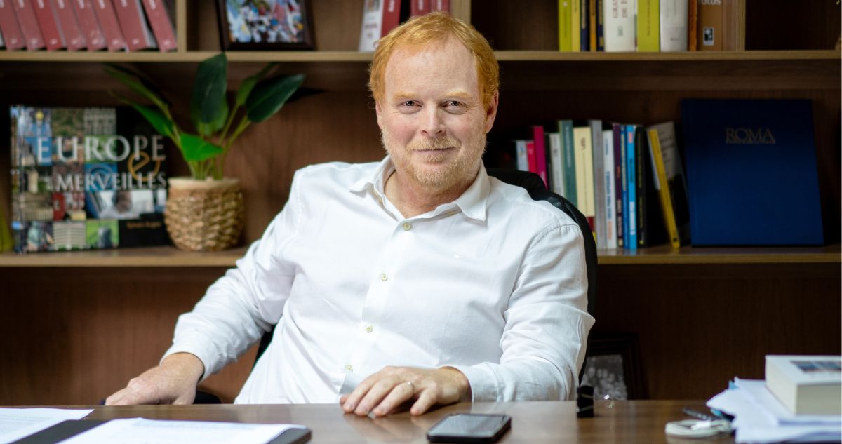 Rojo Edwards: “Si Kast apoya a Bachelet, está yendo en contra de la narrativa del Partido Republicano”