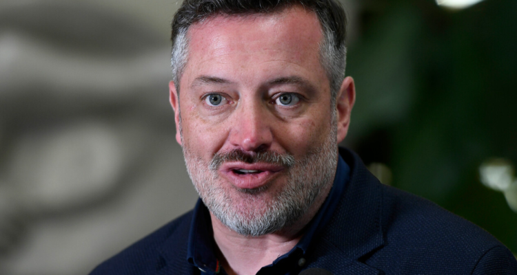 "Sabemos que van a quedar libres": Sichel pide "cambiar la ley" tras persecución en 3 comunas de la RM