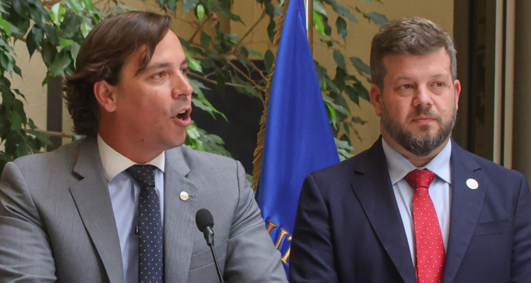 Sigue tensión en el PNL: Labbé llama a evitar liderazgos personalistas tras distanciamiento con Kaiser